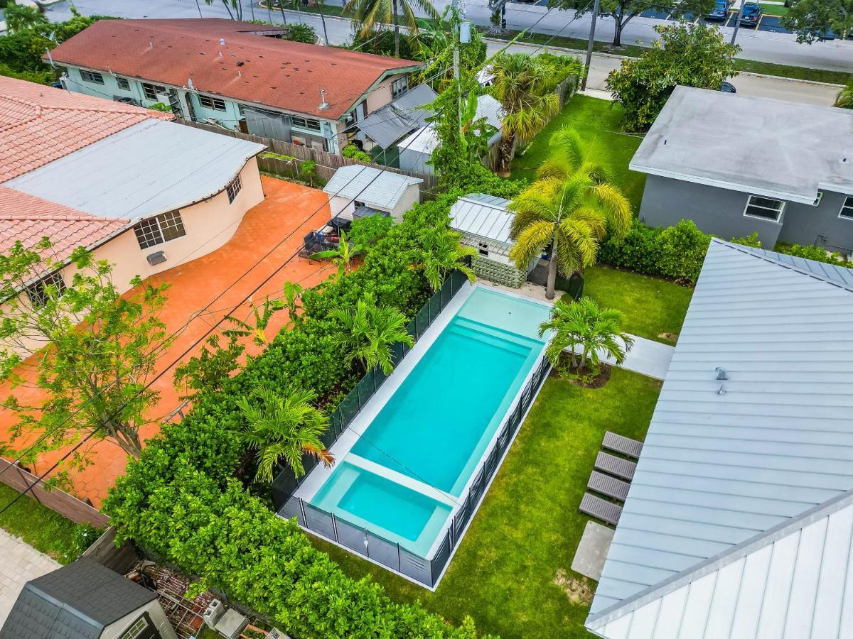 Apartamento Luxury House 4 Beds Heated Pool W Jaccuzzi North Bay Village Exterior foto